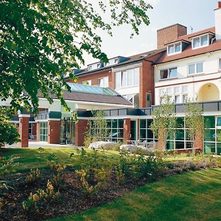Regency Park Hotel, Health Club & Spa Татчем Екстер'єр фото