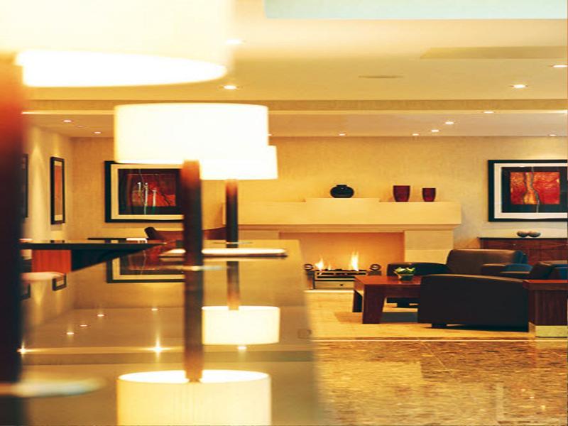 Regency Park Hotel, Health Club & Spa Татчем Екстер'єр фото