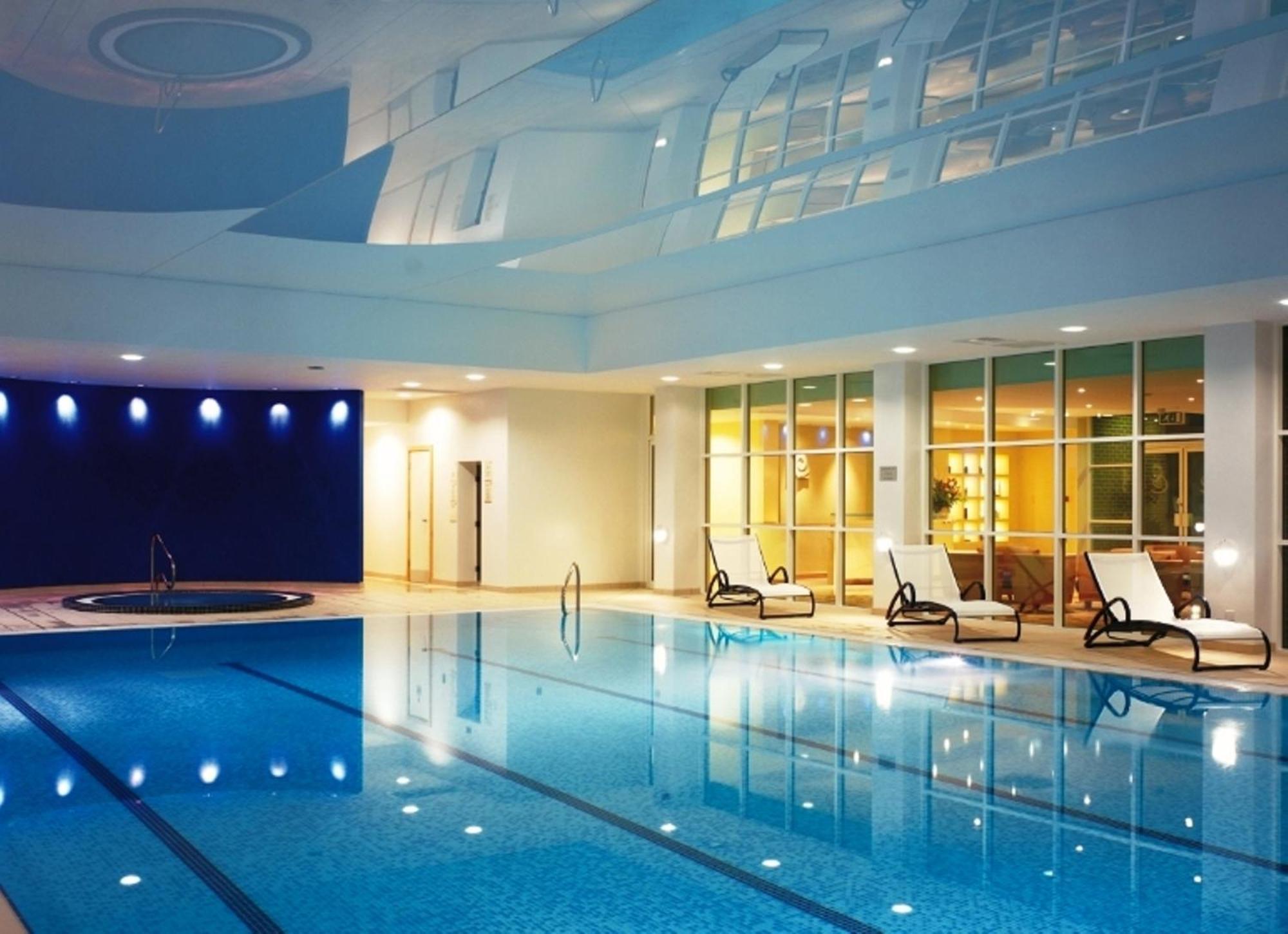 Regency Park Hotel, Health Club & Spa Татчем Зручності фото
