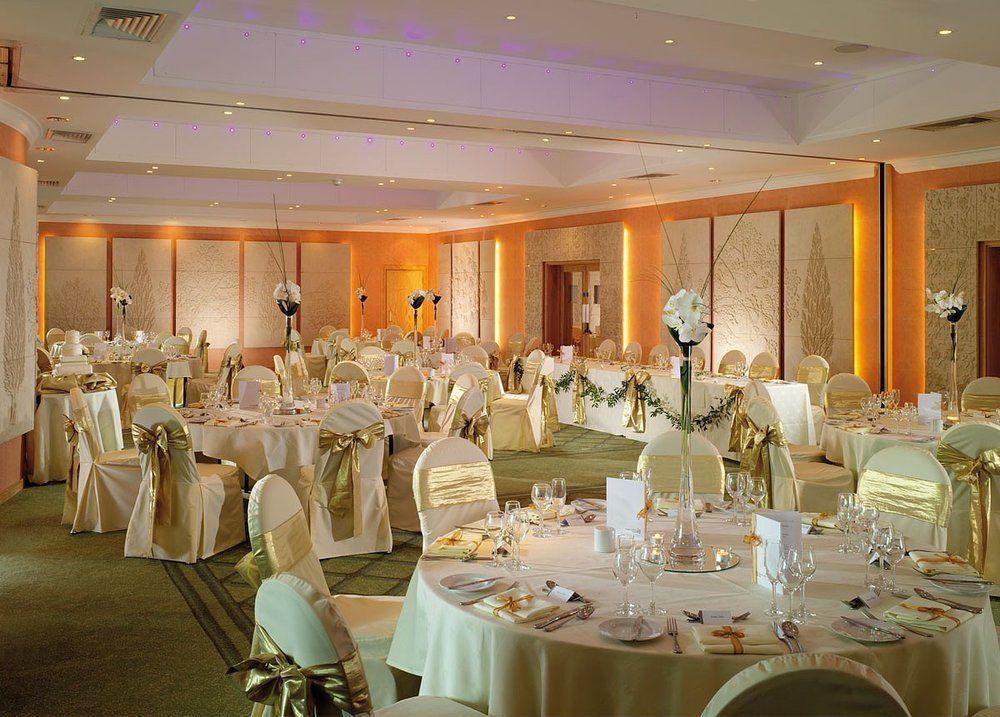 Regency Park Hotel, Health Club & Spa Татчем Екстер'єр фото